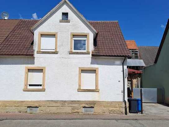 Sanierungsbedürftiges Einfamilienhaus mit Scheune in Rohrbach zu verkaufen !