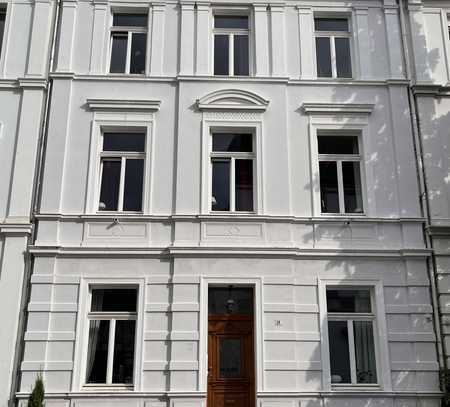 2 Zimmer-Apartment in denkmalgeschütztem Gründerzeithaus