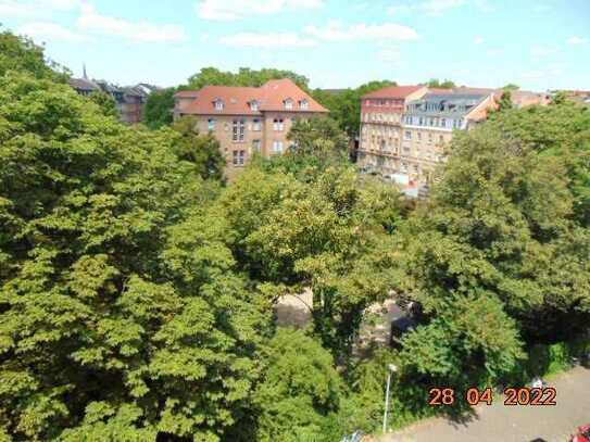Schöne 3-Zimmer Hochparterre-Wohnung mit Gemeinschaftsgarten in Mannheim