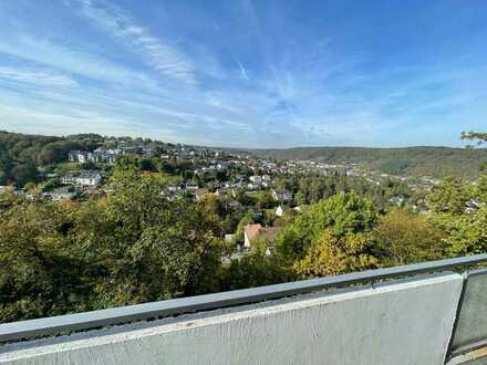 Traumlage mit Fernblick und großer Westterrasse -provisionsfrei-