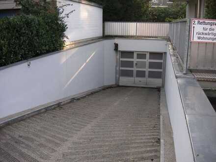 PKW Tiefgaragenstellplatz in Lierenfeld