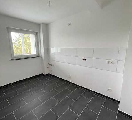 Sanierte 2-Zimmer Wohnung in Uetersen | 63 m² | Balkon | Aufzug