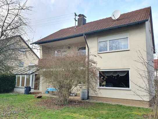 Einfamilienhaus mit großzügigem Garten. Ruhig gelegen ideal für Familien!