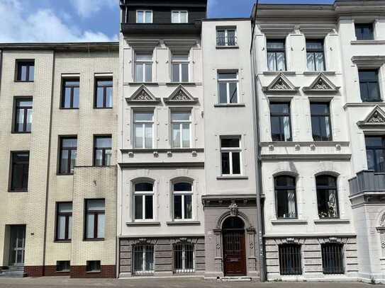 Charmantes Zweifamilienhaus mit Maisonettewohnungen in Aachen (Selbstnutzung möglich)