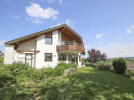 3-Familienhaus / Mehrgenerationenhaus in bester Aussichtslage
