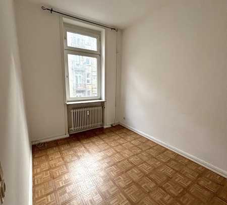 Gemütliche 2-Zimmer-Hinterhaus Wohnung in Wiesbaden Mitte