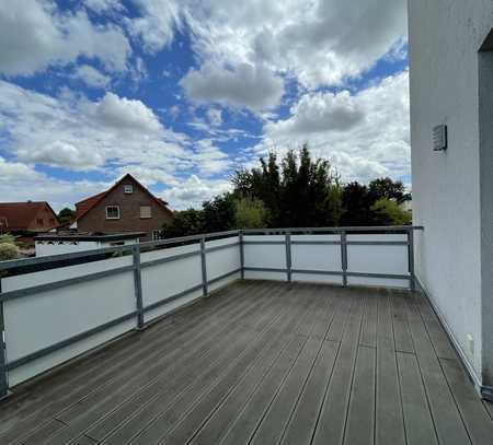 Einfach wohlfühlen: 3-Zimmerwohnung mit Dachterrasse / inkl. Stellplatz / Geothermie