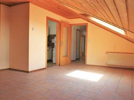 Schöne 3-Zimmer- Wohnungmit Einbauküche und Bad in Lahn-Dill-Kreis, Dillenburg