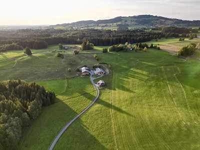 Reizvoller Hof im Voralpenland (Alleinauftrag)