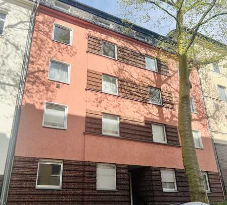 Renovierte 2 Zimmerwohnung mit Balkon!