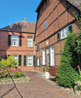 Charmantes freist. Einfamilienhaus (Fachwerkhaus) in Ennigerloh-Westkirchen