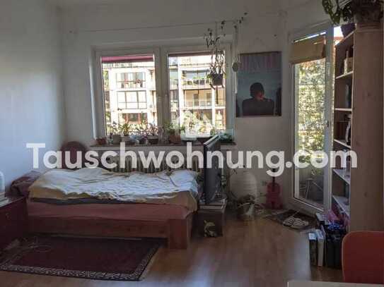 Tauschwohnung: 1 Zimmer Wohnung mit Balkon und Badewanne