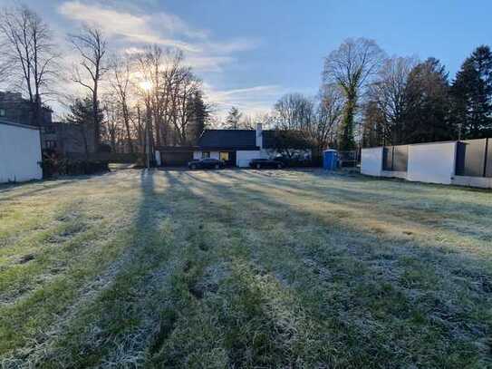 Isernhagen-Süd: Toplage Baugrundstück 1.433 m²