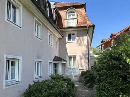 Großzügige 3 Zimmer -Dachgeschoss-Wohnung mit Galerie in Bestlage von Tutzing
