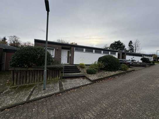 Bungalow vollunterkellert mit Garage