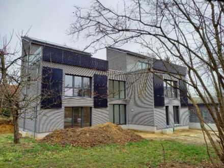 2-Zimmer Maisonette-Wohnung in Diedorf zu vermieten