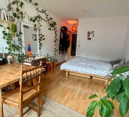 Schöne und gepflegte 1-Zimmer-Wohnung in Köln-Ehrenfeld