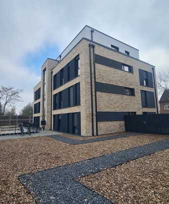 Exklusive 3-Zimmer-Penthouse mit gehobener Innenausstattung mit Einbauküche in Mönchengladbach