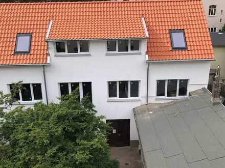 Ausgebautes Hinterhaus mitten in Döhren, so eine Wohnung gibt es nur einmal.