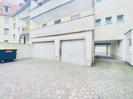 Garage in zentraler Lage, Nähe des Schlossgartens frei!