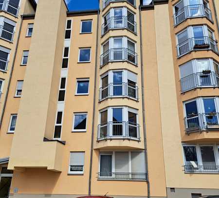 Schöne, helle 1-Zi.-Wohnung nahe Uni