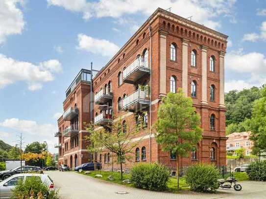 Einzigartiges Loft in historischer Mühle: Komfort mit Aufzug, 2 Stellplätzen, EBK & sonnigem Balkon