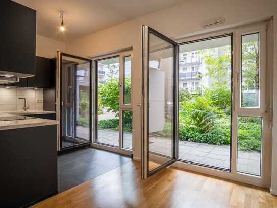 Exklusive, modernisierte 2-Zi. Wohnung mit Einbauküche, in Frankfurt am Main