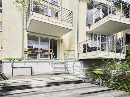 Moderne Eigentumswohnung mit besonderem Grundriss, großer Terrasse und Tiefgaragenstellplatz in Eil