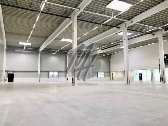 SOFORT VERFÜGBAR ✓ RAMPE + EBEN ✓ Lager-/Logistik (1.600 m²) & Büro (950 m²)