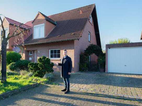 Moderne Doppelhaushälfte mit tollem Garten am Feldrand von Nievenheim