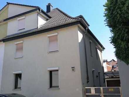 Bieterverfahren! Schönes, gepflegtes Einfamilienhaus mit viel Potential !