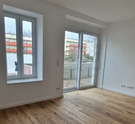 Moderne Maisonette-Wohnung mit Terrasse!