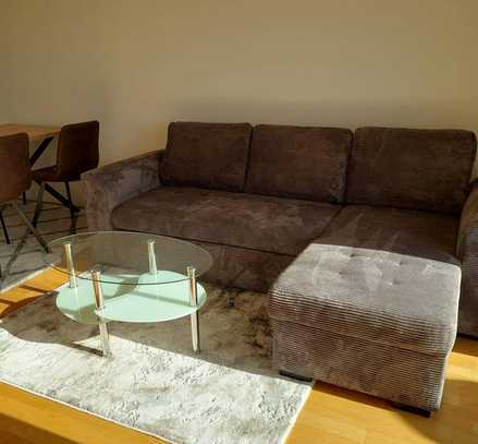 Freundliche und modernisierte 2-Raum-Wohnung mit Einbauküche in Weißenthurm