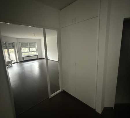 Stilvolle, gepflegte 4-Zimmer-Wohnung mit EBK in Obertshausen