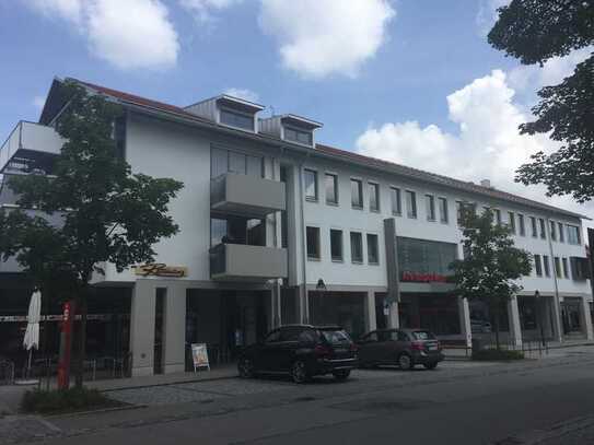 Beste Lage * große Schaufensterfront * Erdgeschoss * 141 m²