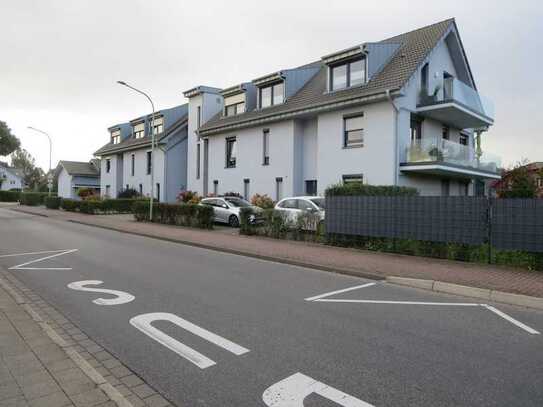 Top- Exklusive 4 Zimmer Erdgeschosswohnung in zentraler Lage von Niederzier