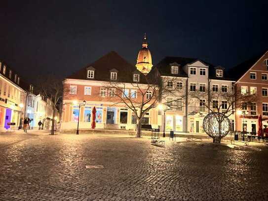 Charmante 2 ZKB Wohnung * Direkt am Markt in Waren * inkl. Einbauküche * ab 1. Mai 2024 frei *