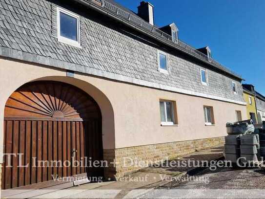 Viel Platz mitten im Ort- ehemaliges Bauernhaus