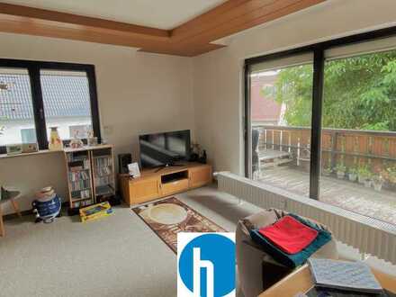 Großzügige helle 4-Zimmer-Wohnung in Fo-Reuth