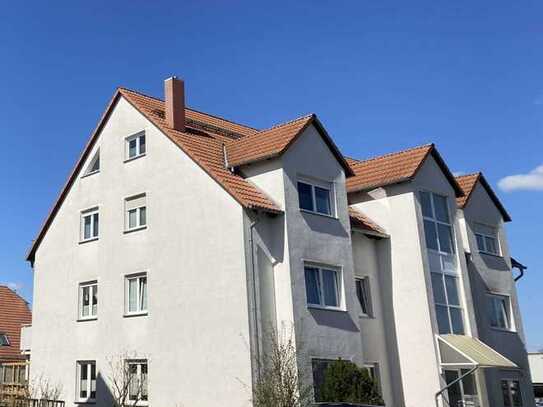 Sonnige, großzügige 4-Zimmer-Maisonette-Wohnung mit großem Balkon