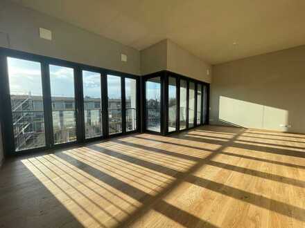 Außergewöhnliche 3-Zi.-Loft-Wohnung mit neuer Küche im einzigartigen Neubau-Quartier!