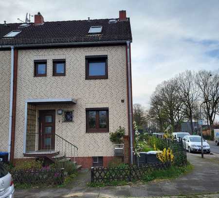 Gemütliches Reihenendhaus in der beliebten Kuhkampsiedlung mit Terrasse, schönem Garten, Gartenhaus