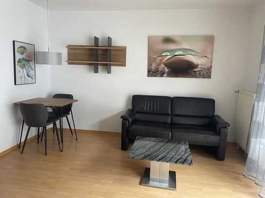 1 Zimmer Apartment möbliert mit Balkon