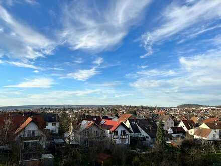 *Gemütliche Maisonette-Wohnung mit Naturidylle in Aschaffenburg-Schweinheim*