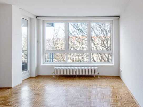 City West: Schöne 2-Zimmer-Wohnung im Güntzelkiez mit Balkon und Tiefgarage, möbliert für 2 Jahre