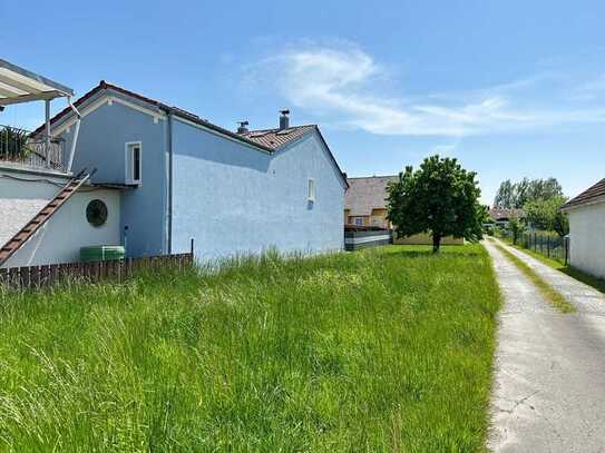 Parkstetten b. Straubing: Baugrundstück mit genehm. Vorbescheid für Einfamilienhaus - ca. 253 m2 -