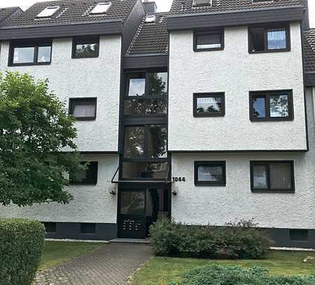 Helle, renovierte Dachgeschossmaisonettewohnung mit Balkon