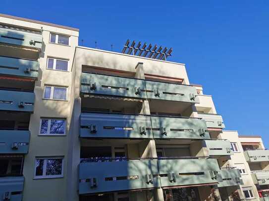 Attraktive 1-Zimmer-Wohnung mit Balkon und Aufzug in ruhiger Lage von Stuttgart-Hoffeld (Degerloch)