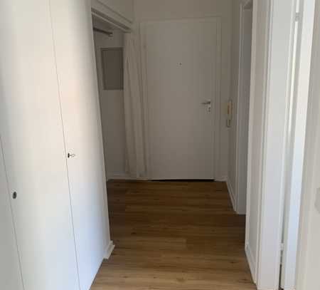 Geschmackvolle, vollständig renovierte 1-Raum-Wohnung in Düsseldorf