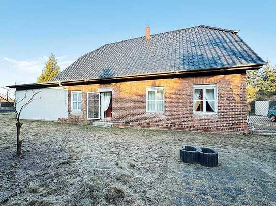 Charmantes, leerstehendes Einfamilienhaus im nahen westlichen Berliner Umland (Wustermark)